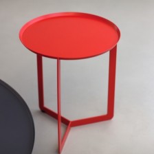 Tavolino da caffè di design in metallo